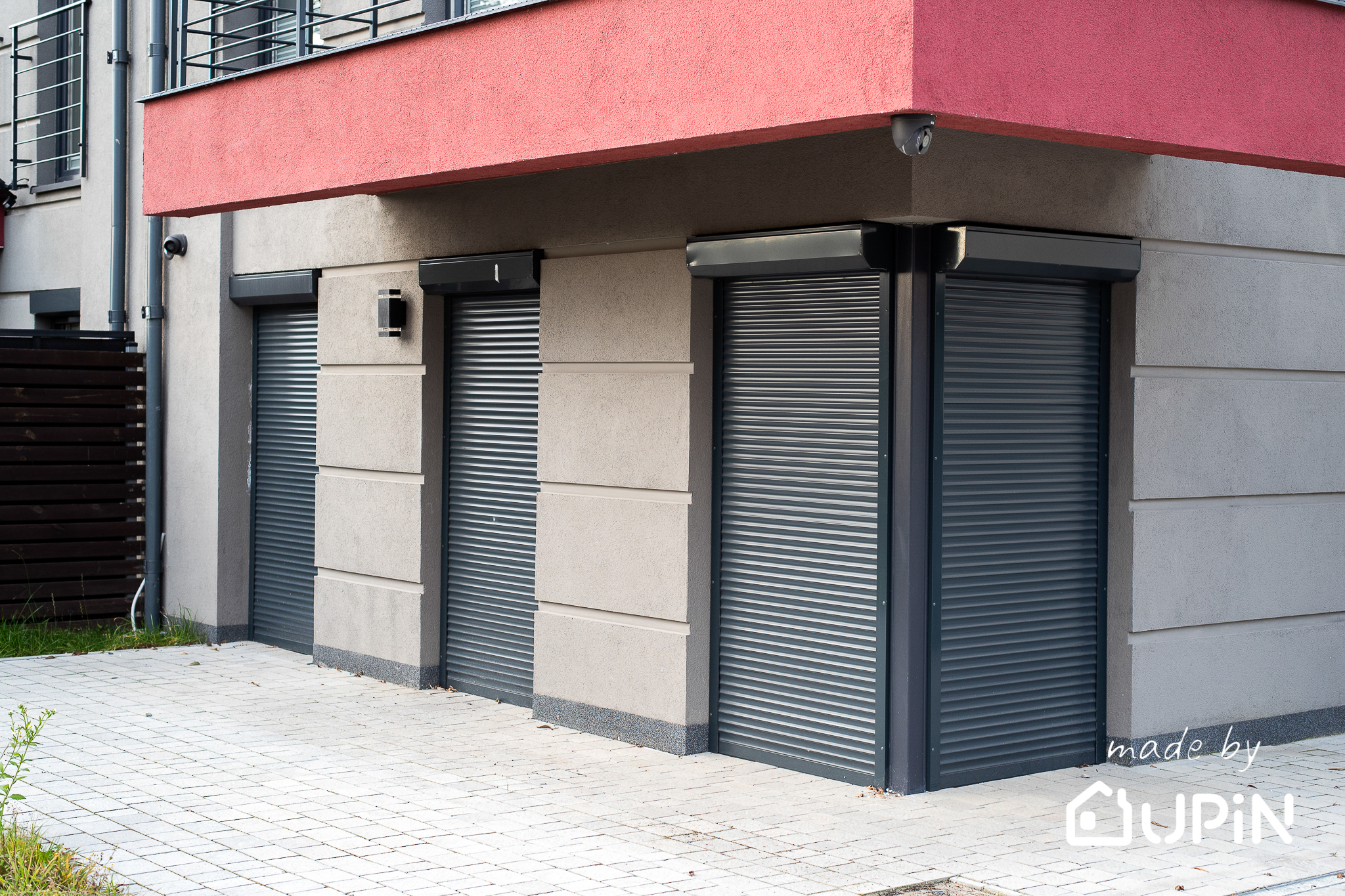 Roleta aluminiowa natynkowa, kolor antracyt 7016