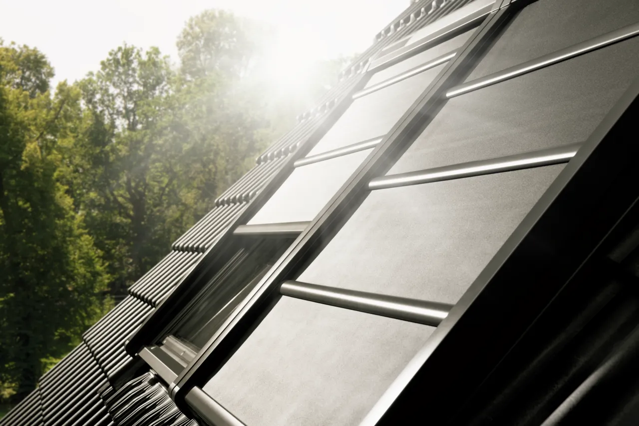 Velux Solarna Markiza Zaciemniająca 2